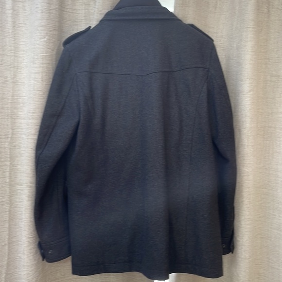 Guess insulated Winter Jacket- New Condition Sz L - Picture 7 of 12